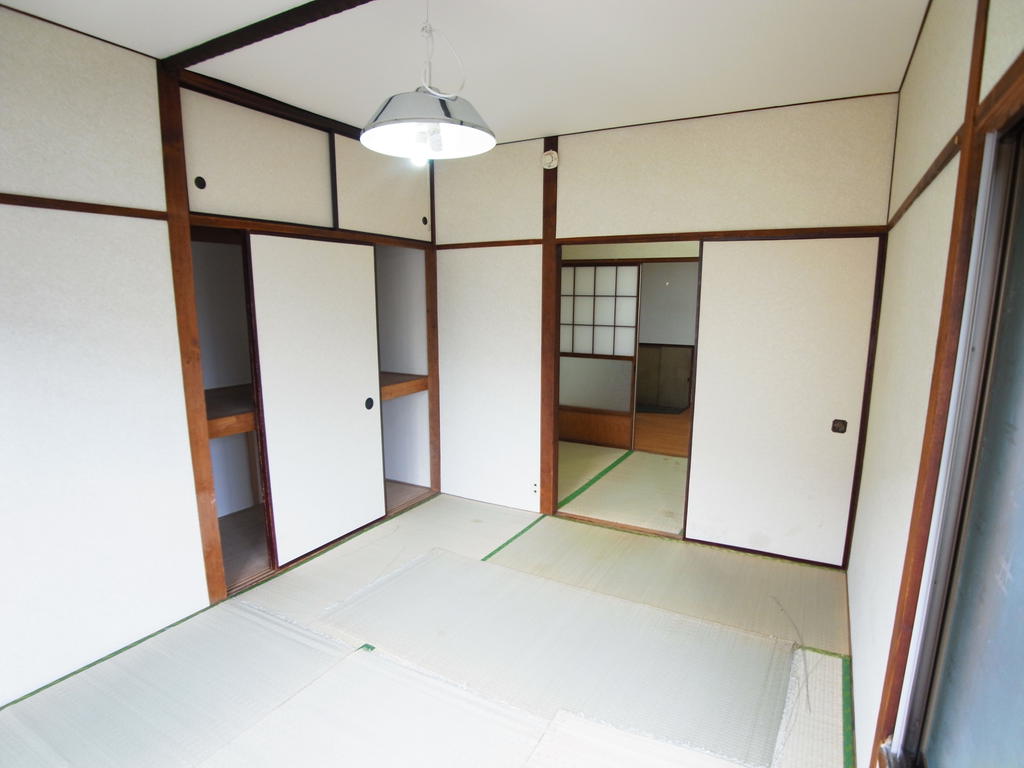 Living and room