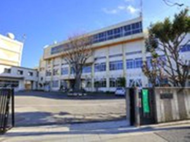 Junior high school. December Tanaka 1543m to school (junior high school)