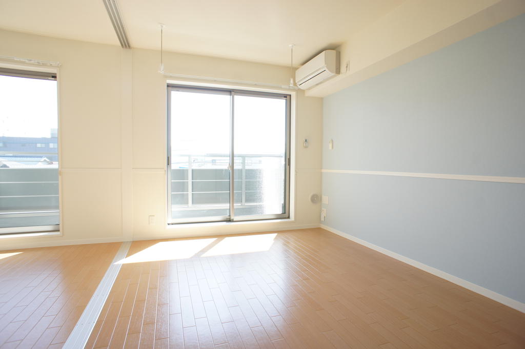 Living and room