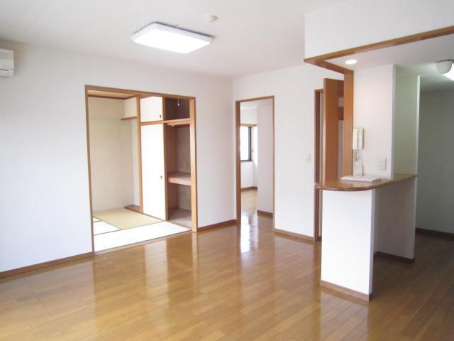 Living and room