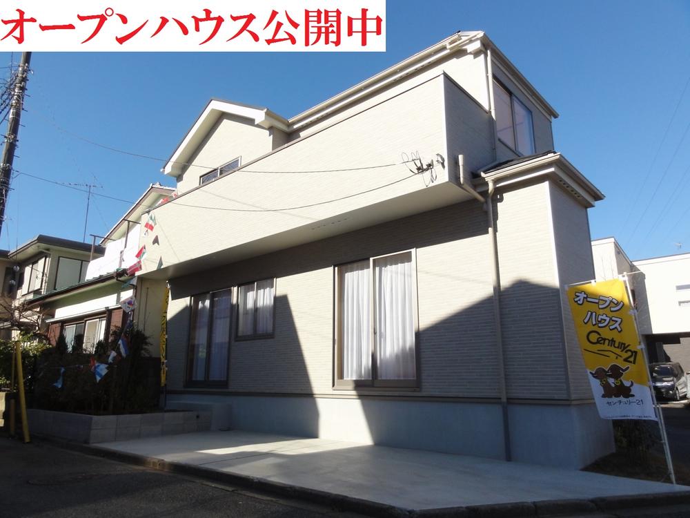 Local appearance photo. Open house! Southeast corner lot! "Hatogaya" station walk 11 minutes Zenshitsuminami direction South-facing bright LDK leisurely 17 Pledge House performance evaluation papers Flat 35S Available City gas This sewage