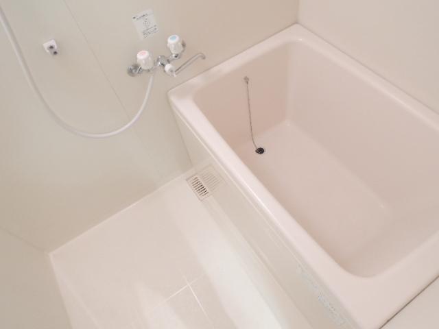 Bath. Bathroom