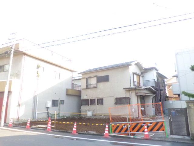 Local appearance photo. ● Saitama high-speed rail "Motogo Kawaguchi" station walk 11 minutes ● JR Keihin Tohoku Line "Kawaguchi" station bus 14 minutes "Motogo one," a 2-minute walk from stop