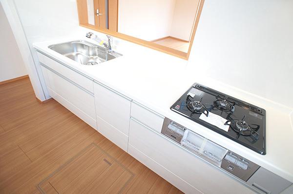 Kitchen. 1 Building