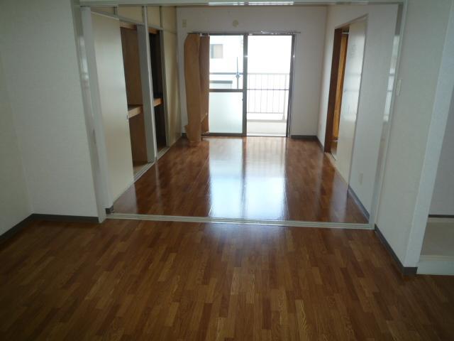 Other room space