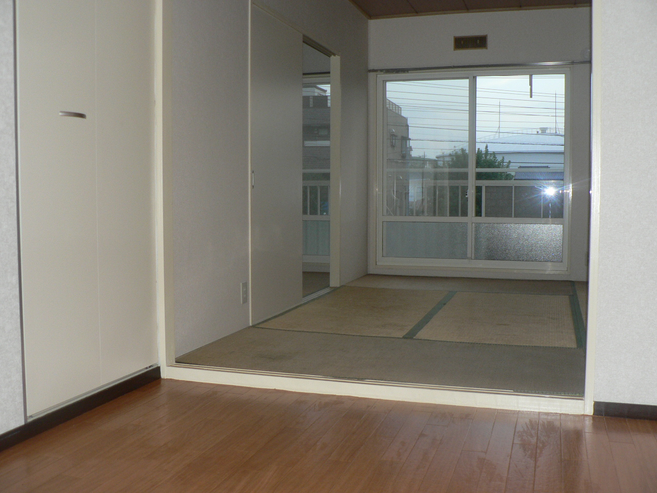 Living and room