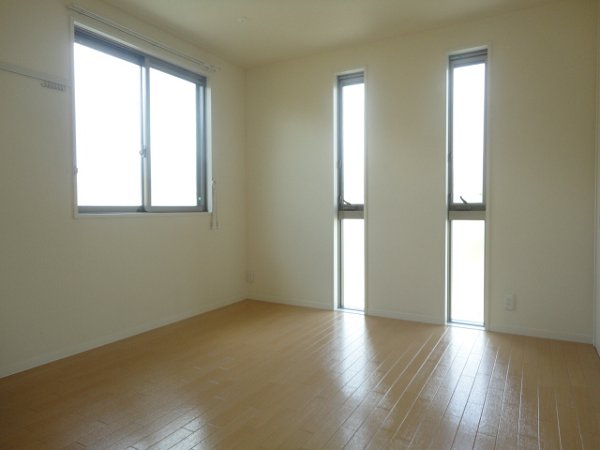 Other room space