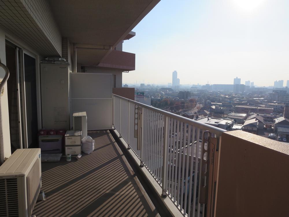 Balcony. Local (12 May 2013) Shooting