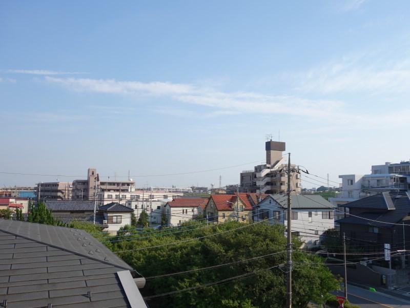 View photos from the dwelling unit. View from local (September 2013) Shooting