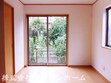 Model house photo