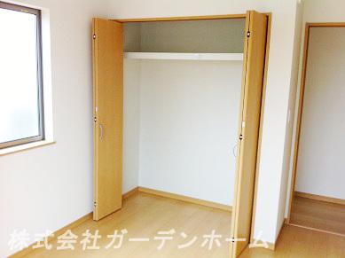 Model house photo