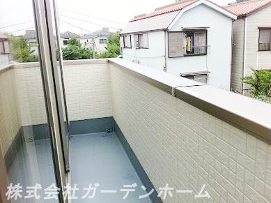 Model house photo