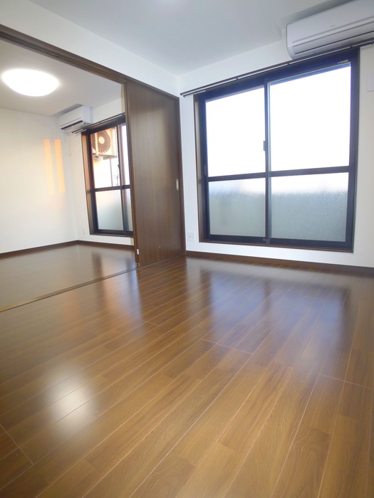 Living and room