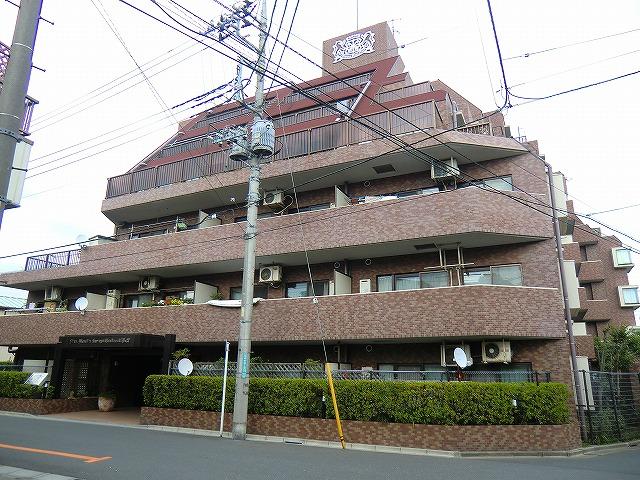 Local appearance photo. It is the appearance of the tiled