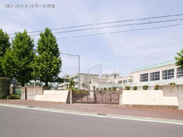 Primary school. 610m until Kawaguchi Municipal Kizoro Elementary School
