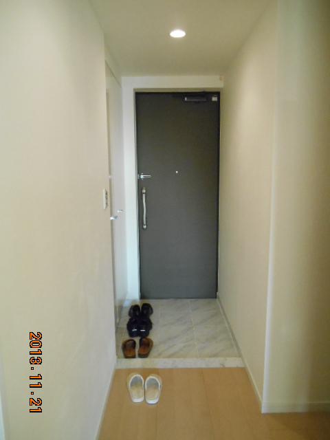 Entrance. 2013 November shooting