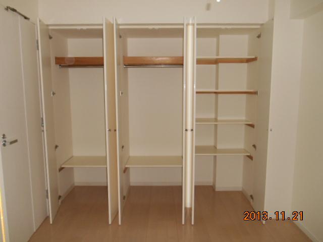 Non-living room.  [About 6.2 tatami Western-style housing] 2013 November shooting