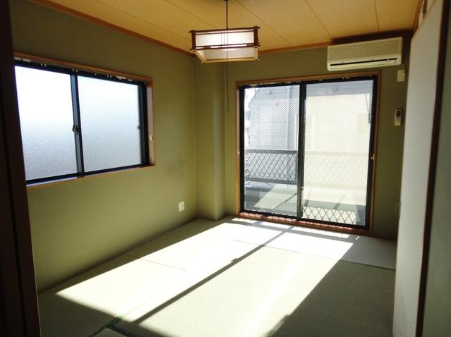 Living and room