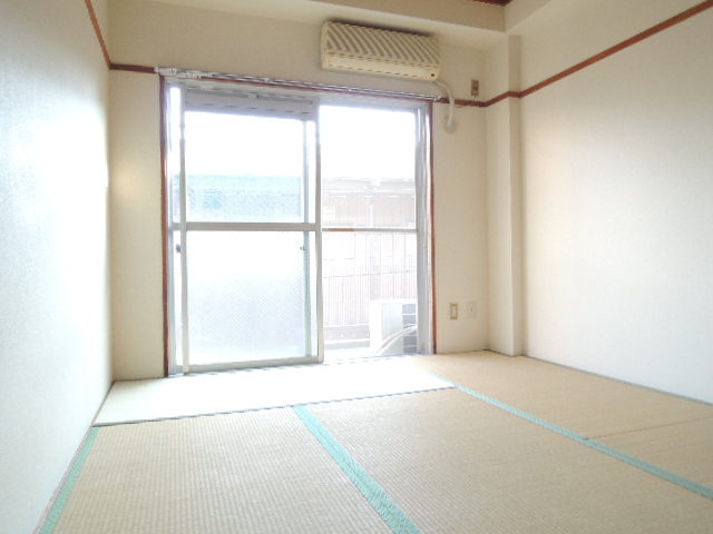 Other room space