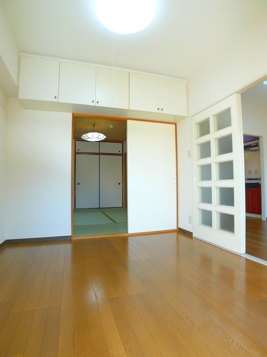 Living and room