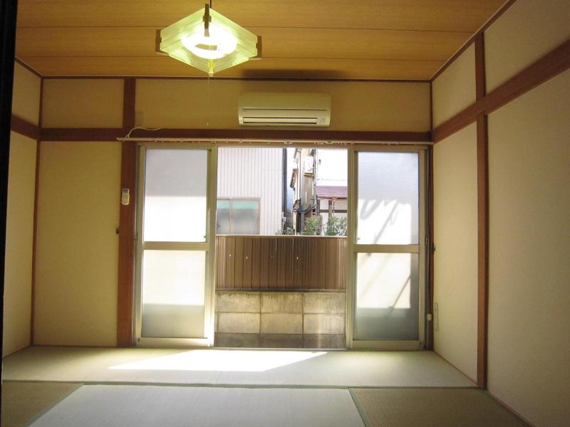 Living and room