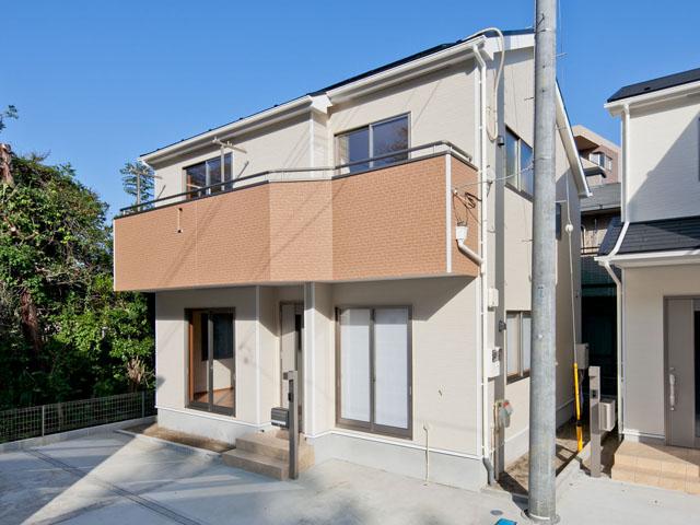 Local appearance photo. ■ Building 2 _2880 ten thousand! With popularity of solar panels! Two car space! ■ ■ City gas this sewage! Southeast corner lot!