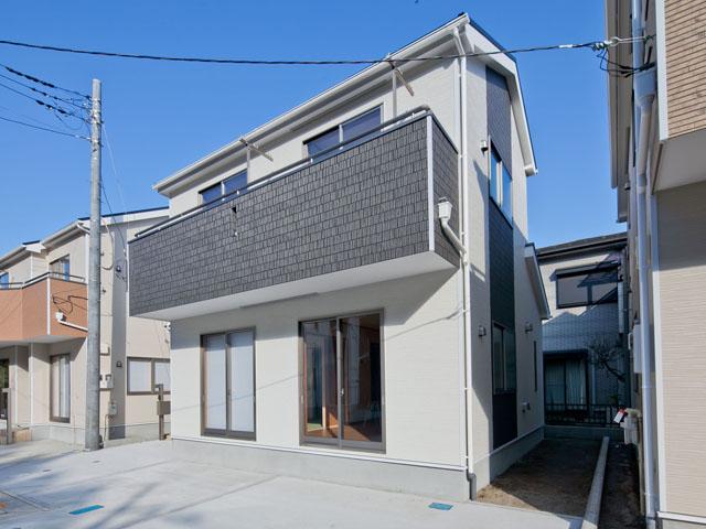 Other local. ■ Building 3 _3080 ten thousand! With popularity of solar panels! Two car space! ■