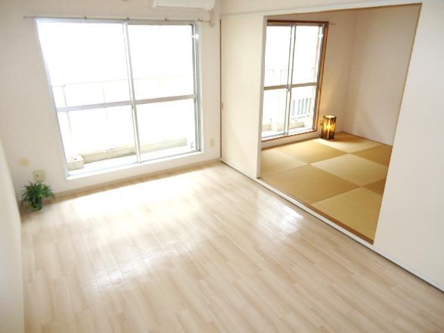 Living and room