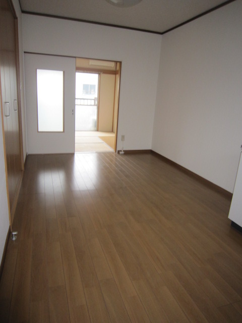 Living and room