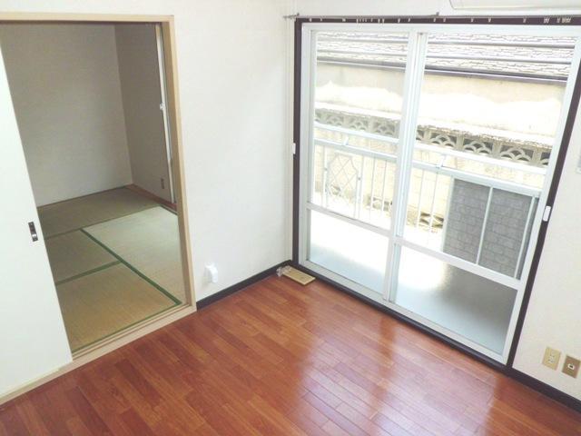 Living and room