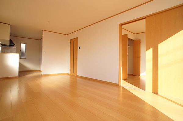 Living. 1 Building