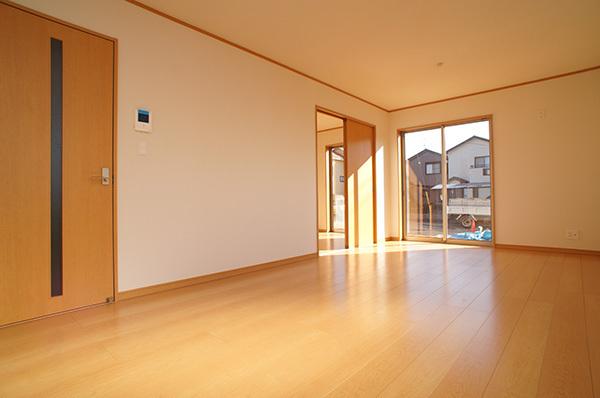 Living. 1 Building