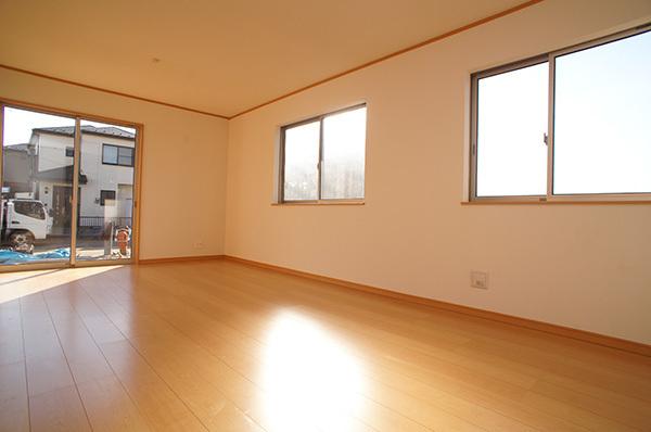 Living. 1 Building