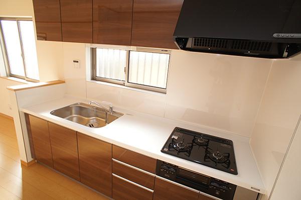 Kitchen. 1 Building