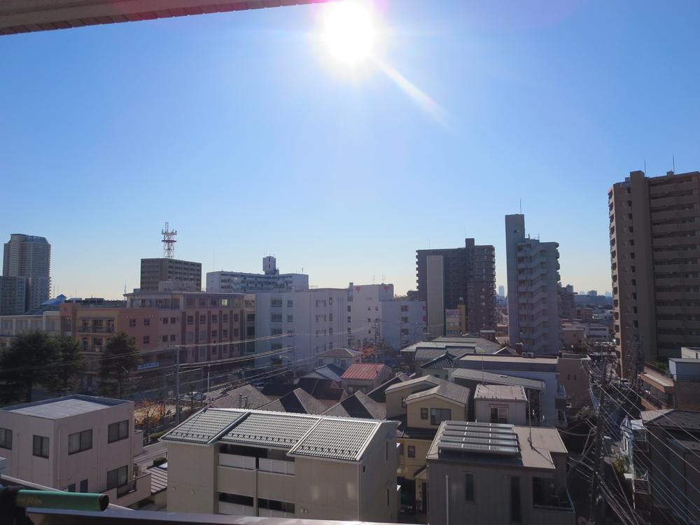 View photos from the dwelling unit. View from the site (December 2013) Shooting