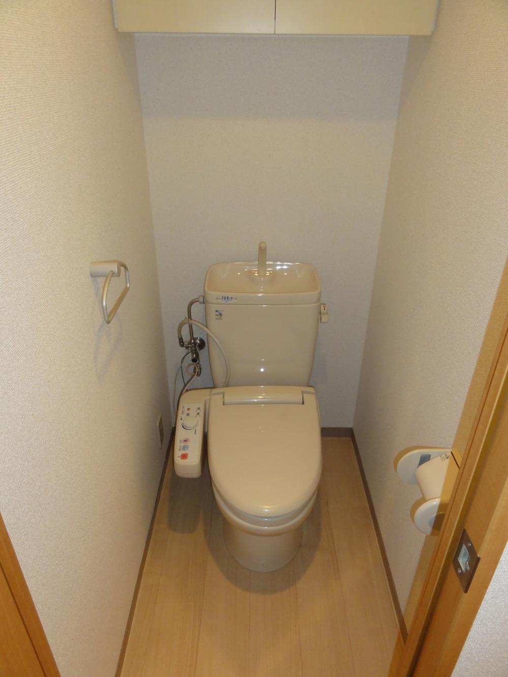 Toilet. Indoor (July 2013) Shooting  Bidet