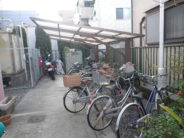 Parking lot