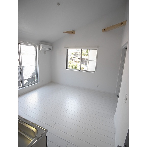 Living and room. Bright LDK
