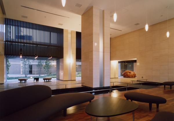 Entrance. Entrance hall 2006 / 07 shooting