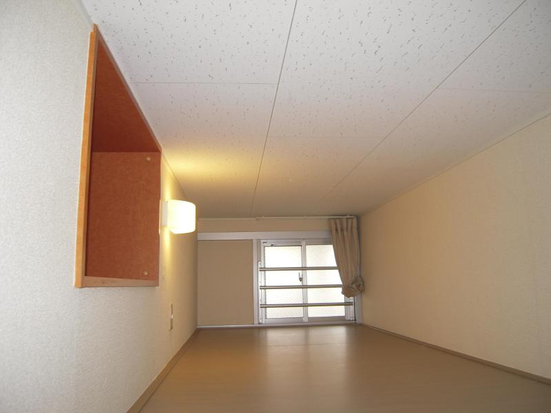 Other room space