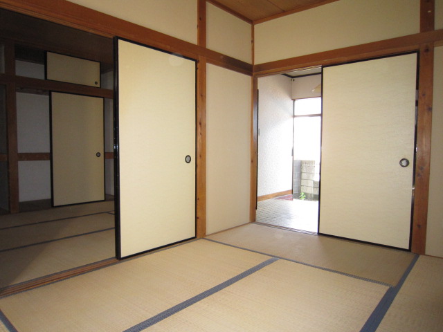 Living and room