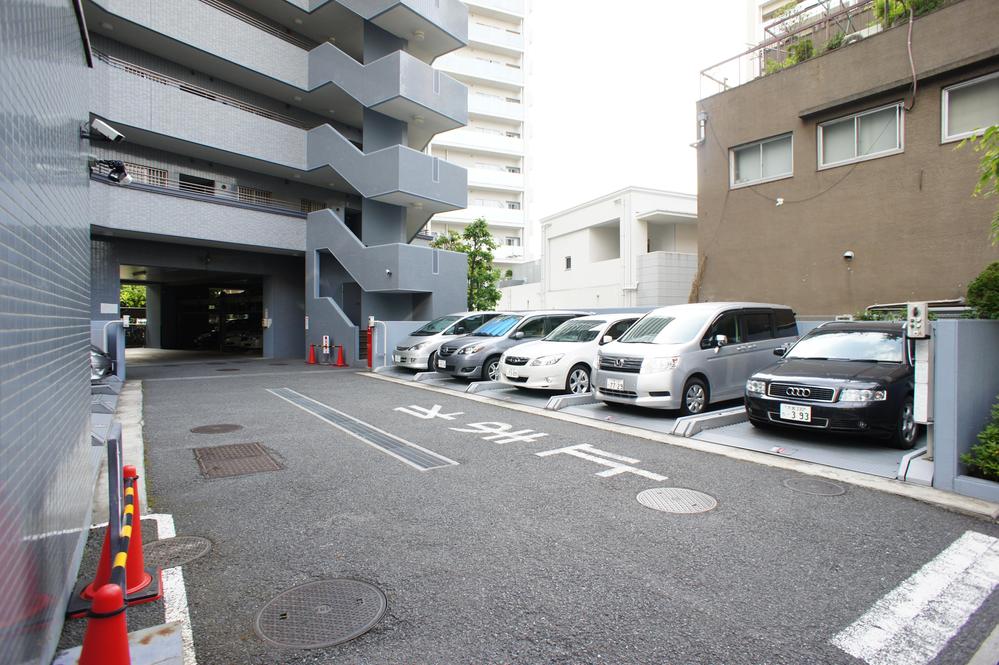 Other local. Local (May 2013) Shooting