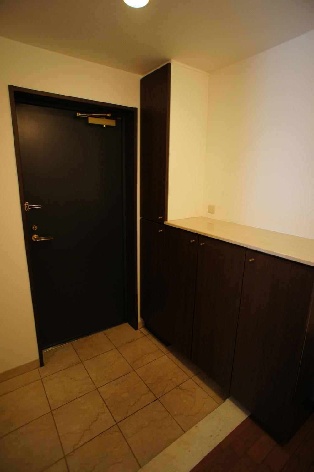 Entrance. (May 2013) Shooting