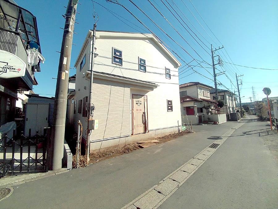Same specifications photos (Other introspection). We offer the same use the finished model house of this property. Please feel free to contact us.