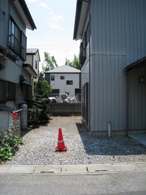 Parking lot