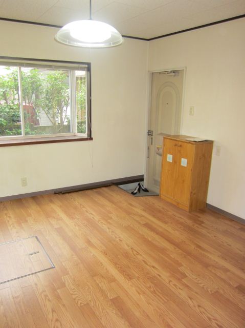 Living and room