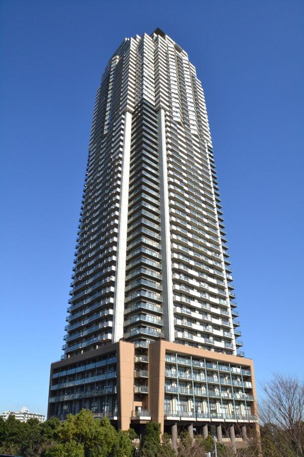 Local appearance photo. Mansion appearance