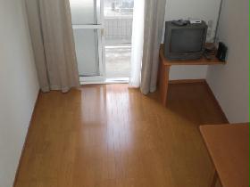 Living and room. 1F