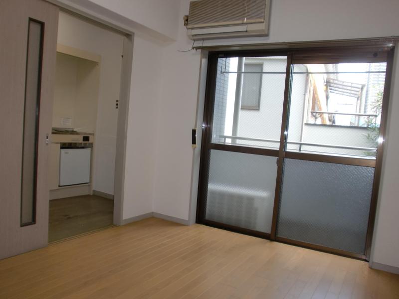 Living and room