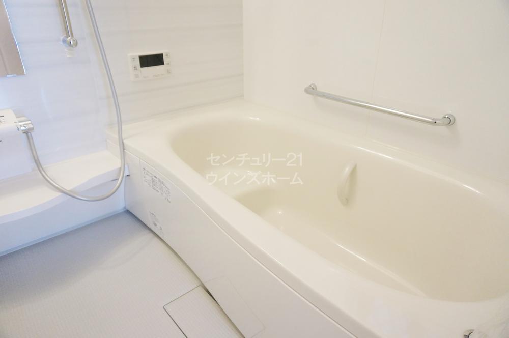Bathroom. ◇ bathroom (November 2013) bathroom with shooting ◇ bathroom heating dryer you can dry the rainy season when even your laundry